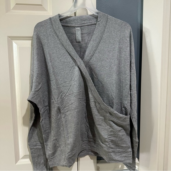 Women’s Size Medium Grey Zuda Long Sleeve Top with Cross Front - Picture 1 of 4